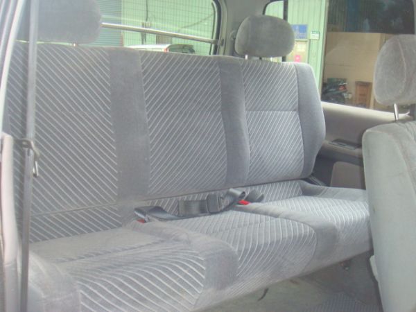 TOYOTA HIACE 照片8