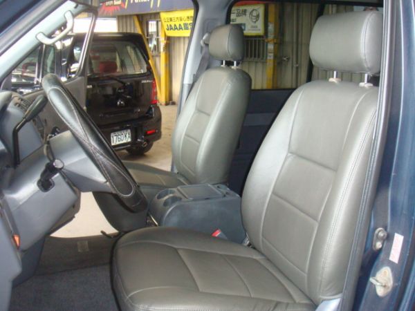 TOYOTA HIACE 照片3