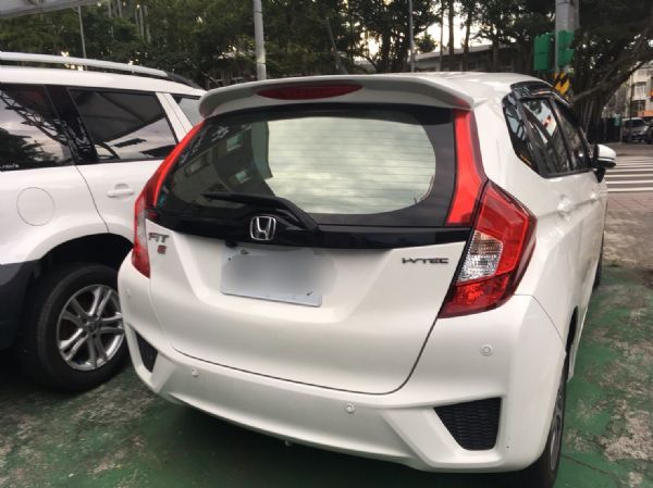 HONDA FIT S版白色 排隊美容中 照片2