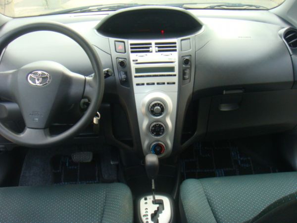 TOYOTA YARIS 照片10