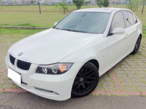 Bmw e90 328i 照片3