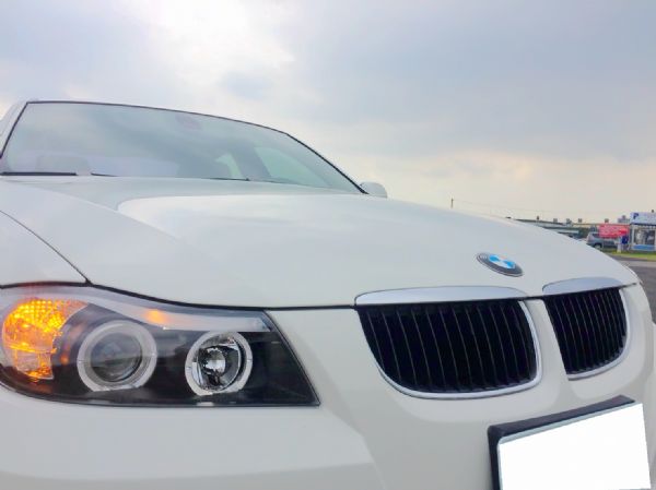 Bmw e90 328i 照片4