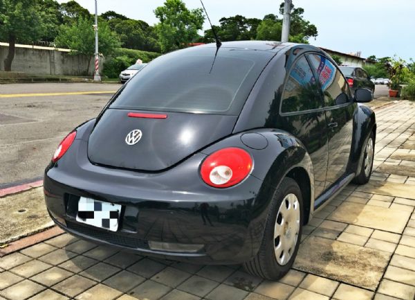 買車送現金　2010年福斯金龜車1.6黑 照片4