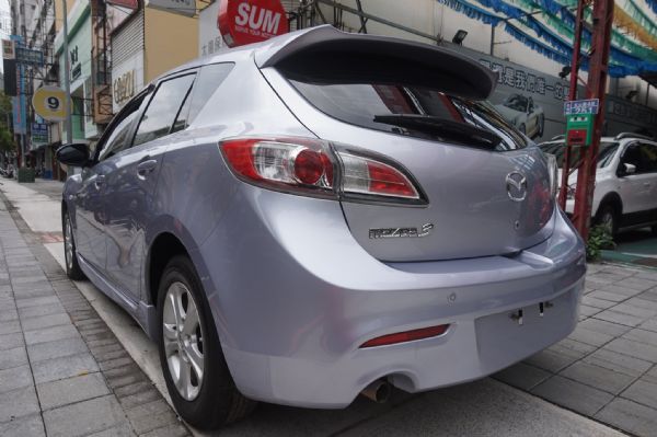 MAZDA3  照片8