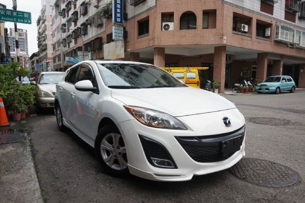 MAZDA3  照片3