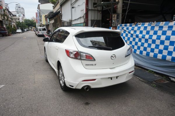 MAZDA3  照片8