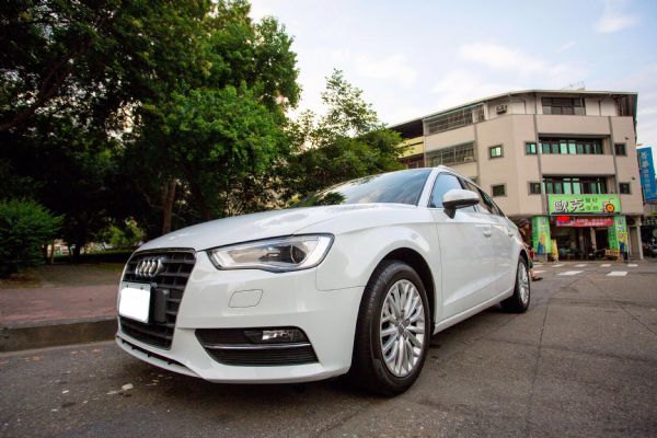 AUDI A3 Sportback1.4 照片1