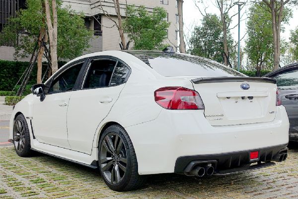 SUBARU WRX 免頭款全額貸免保人 照片3