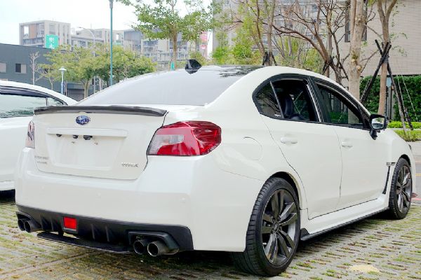 SUBARU WRX 免頭款全額貸免保人 照片4