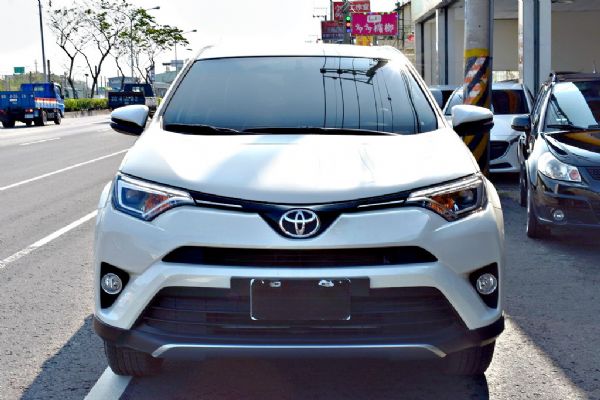 NEW RAV4 免頭款全額貸免保人 照片2