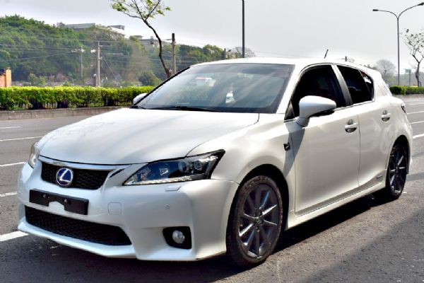 CT200h F-SPORT 免頭款全額 照片1