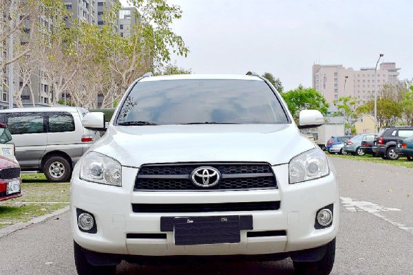 RAV4 2.4 免保人免頭款全額貸 照片2