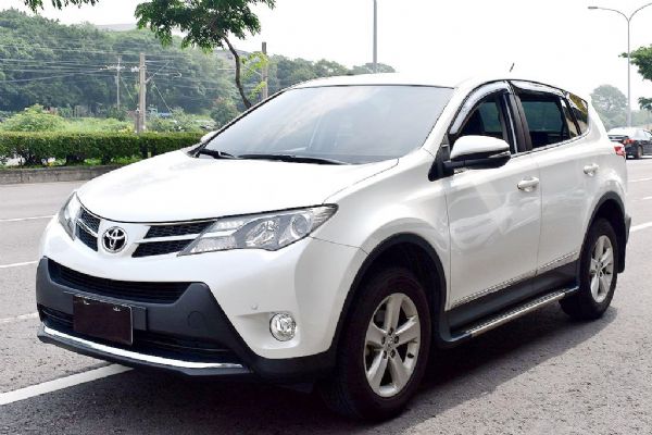 RAV4 頂級 免頭款全額貸免保人 照片1