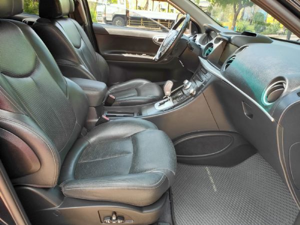 2012年納智捷SUV 4WD 2.2黑 照片4