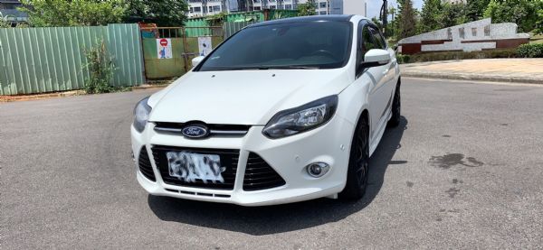 2014 ford  focus S 照片1