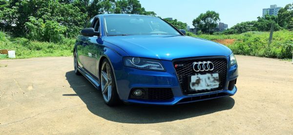 Audi A4 rs look 照片1