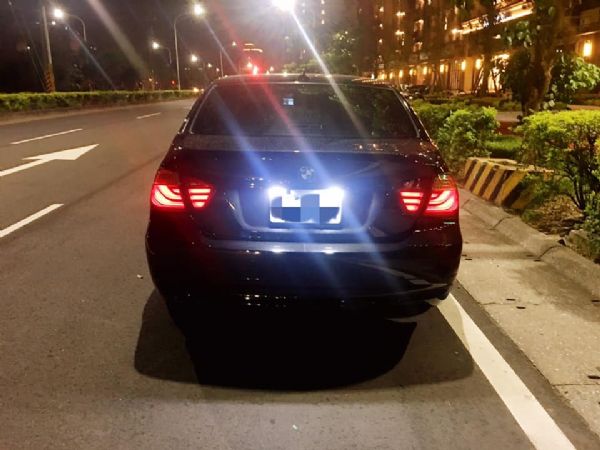 2005年 BMW E90 320 照片4