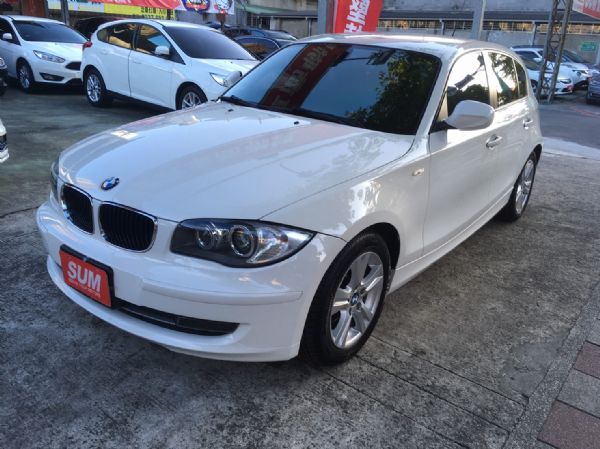 11年式 BMW 118i 2.0 白  照片1