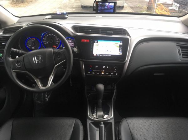 17年HONDA CITY VTI-S  照片8