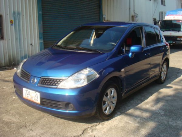 NISSAN TIIDA 照片1