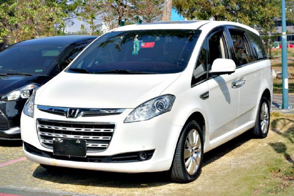 MPV M7 免頭款全額貸免保人 照片1