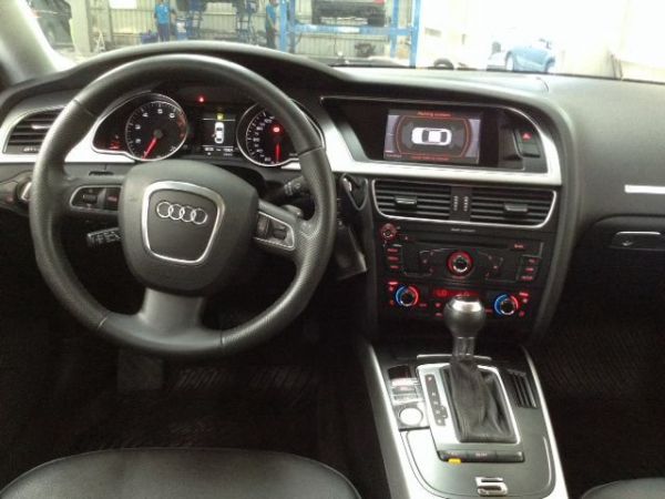 2011 A5 2.0 4WD TFSI 照片4