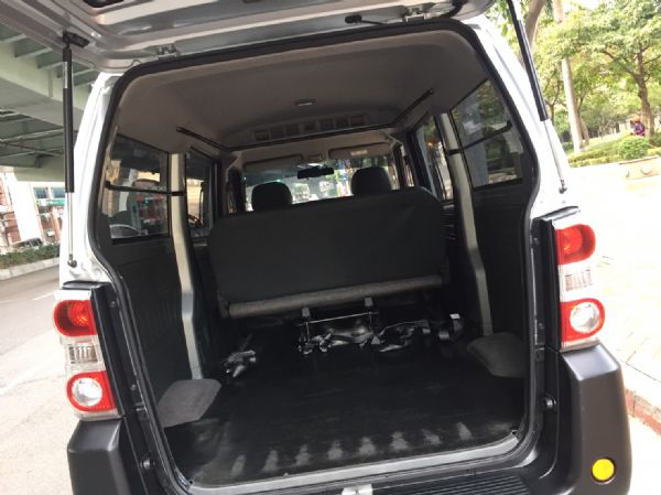 【保證實車實照實價】正5人座 中央冷氣 照片5