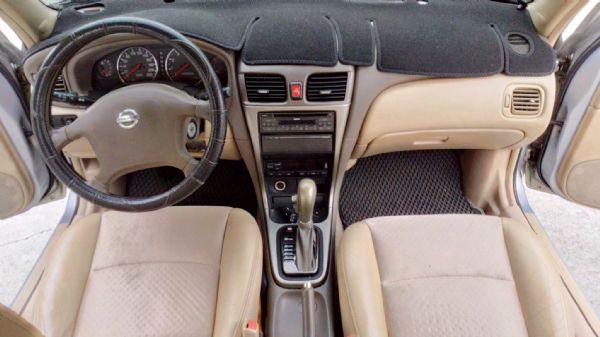 一手車 2003年SENTRA1.6 照片5