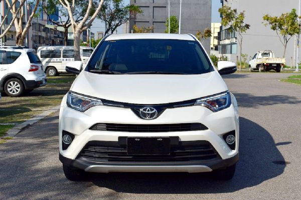 rav4 2.4  免保人免頭款全額貸 照片2