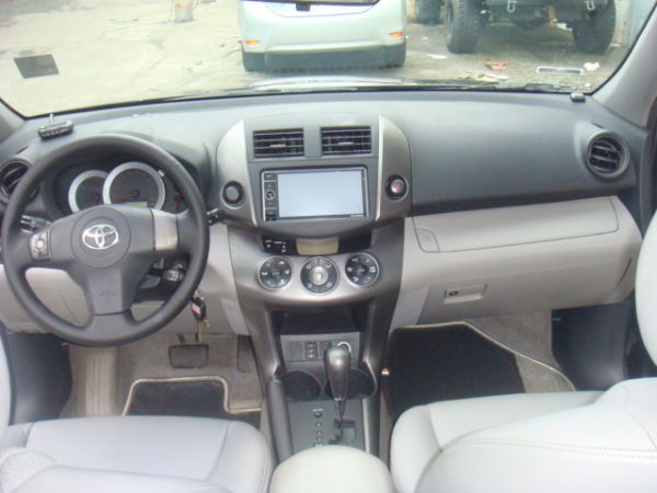 TOYOTA RAV4 照片9