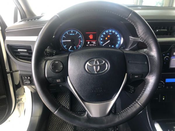 TOYOTA ALTIS 1.8 照片7