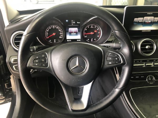 BENZ (賓士) C300 2.0 照片6