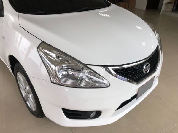 NISSAN TIIDA 1.6 照片3