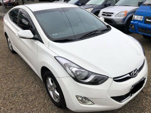 限量版1.6 白色Elantra GLX 照片3