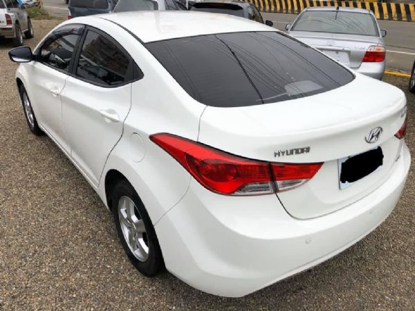 限量版1.6 白色Elantra GLX 照片4