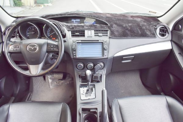 MAZDA3 可增貸 全貸專辦信用瑕 照片6