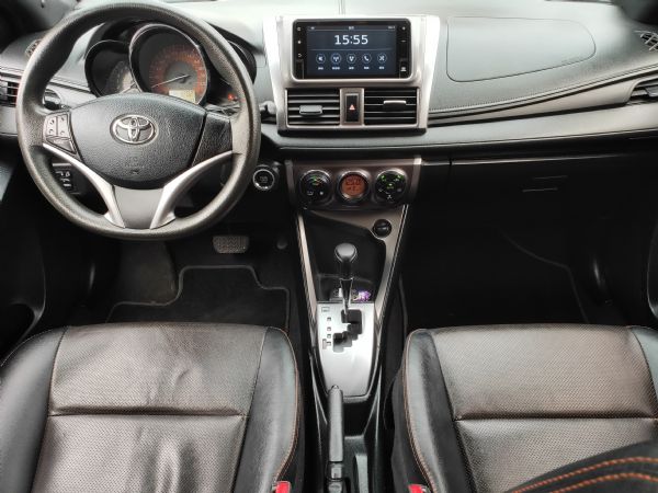 2017年 豐田 Yaris 1.5 白 照片4