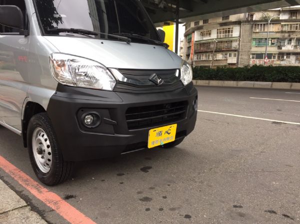 【保證實車實照實價】正5人座 中央冷氣 照片2