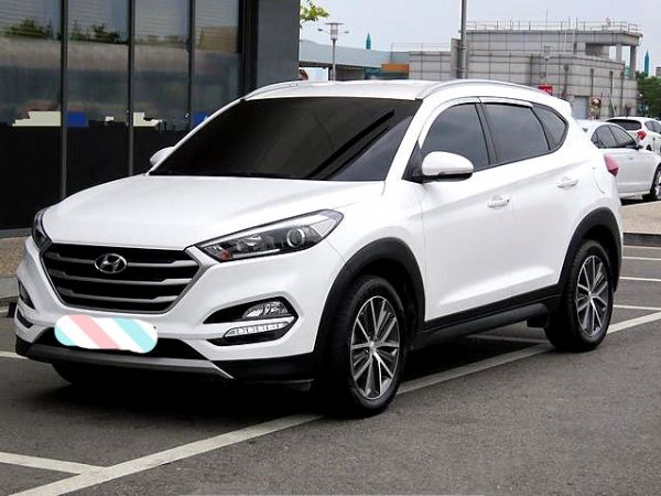 2017 HYUNDAI TUCSON 照片1