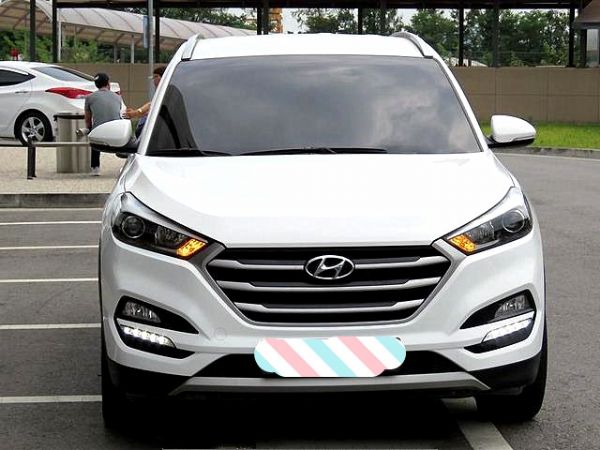 2017 HYUNDAI TUCSON 照片2