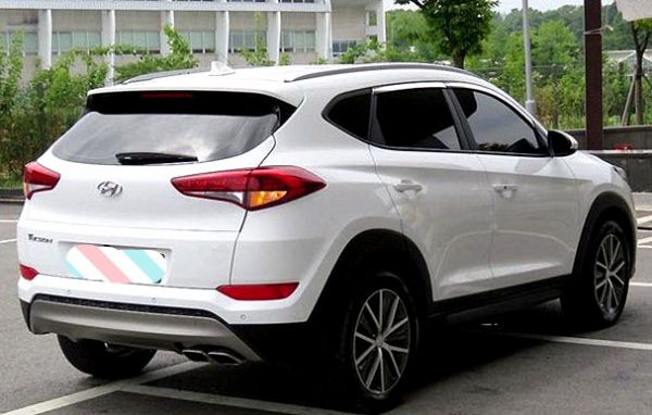 2017 HYUNDAI TUCSON 照片4