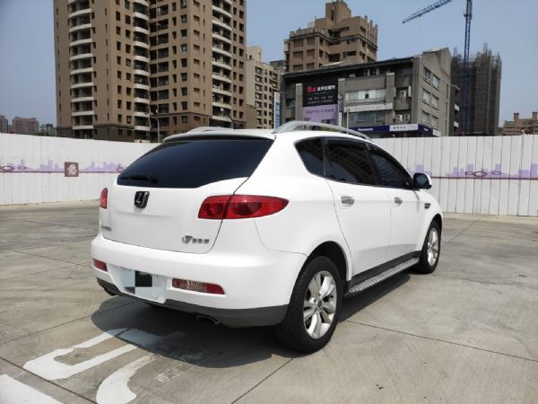 2013年 納智捷 SUV 尊爵型  照片7