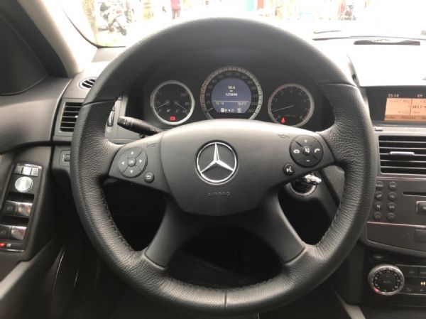 09年式 BEN-Z C200K白1.8 照片9