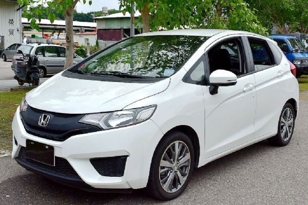 FIT 1.5 都市小車 大空間 照片1