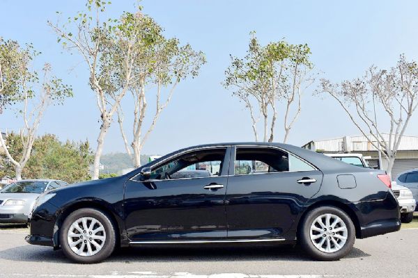 camry 2.0 免保人免頭款全額貸 照片3