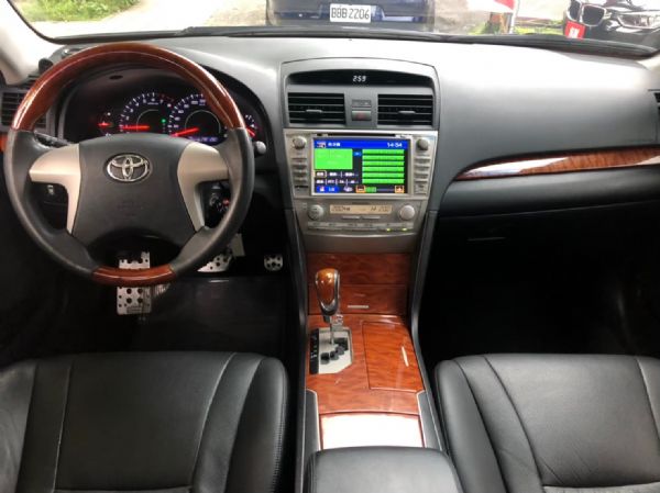 11年式TOYOTA CAMRY 2.4 照片8