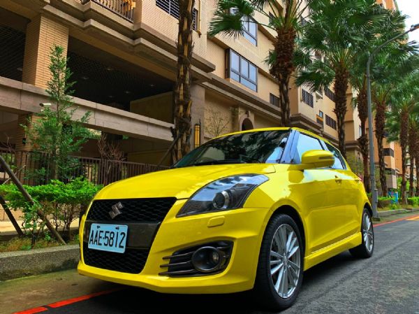 Swift Sport 市場唯一 冠軍黃 照片1