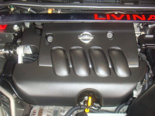 NISSAN LIVINA 照片9