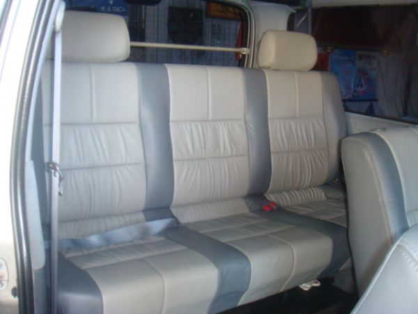 TOYOTA HIACE 照片8