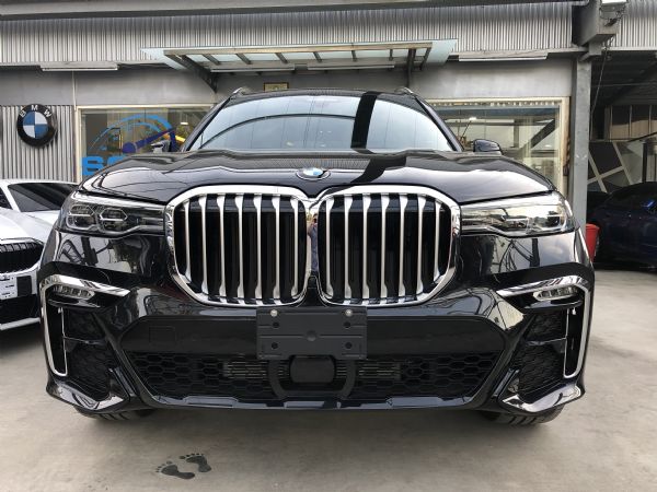 BMW X7 40I M版 總代理 人座 照片1